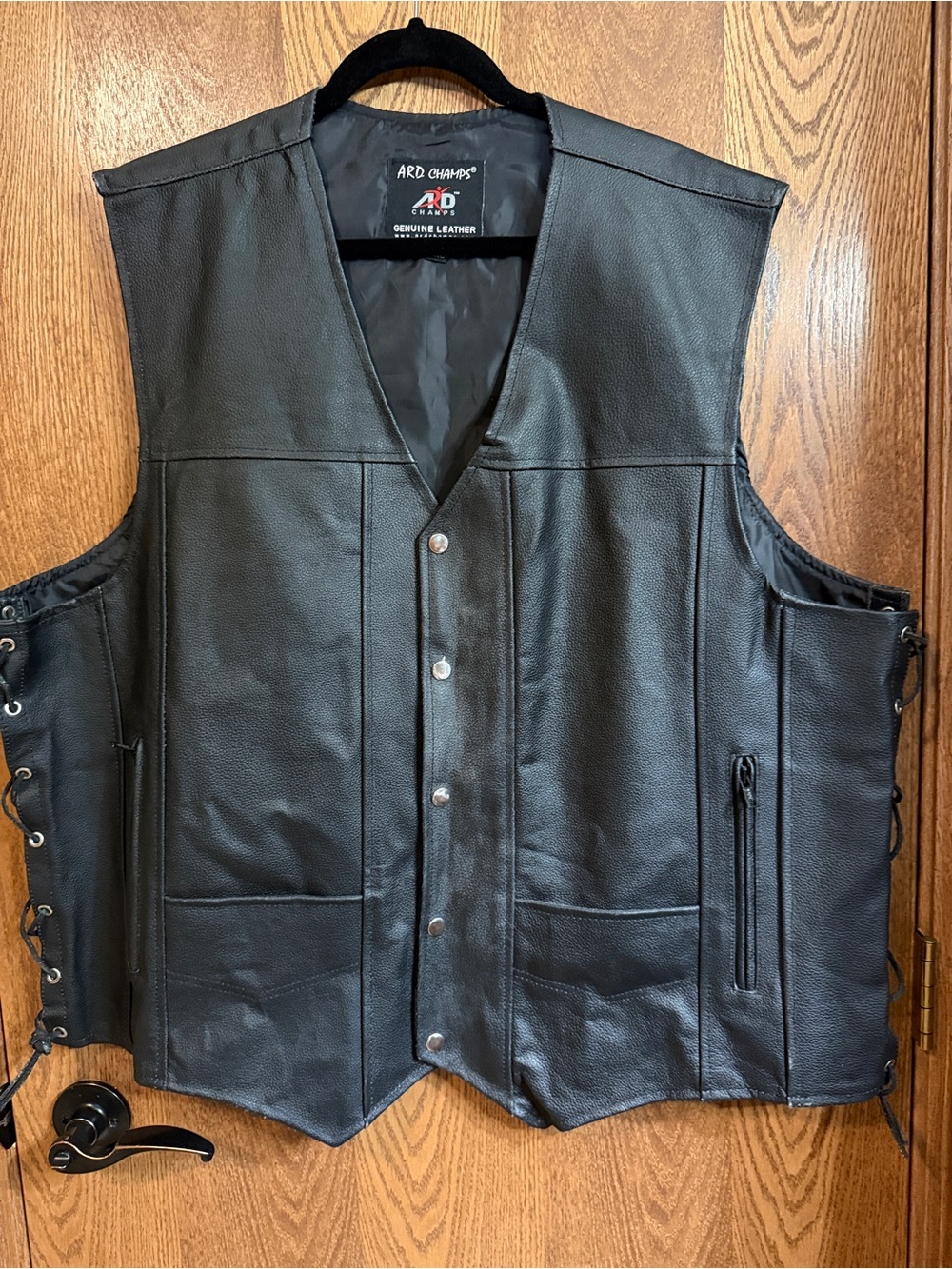 ARD Champs Black Leather motorcycle Vest and bandana. Size 5X. Never worn!